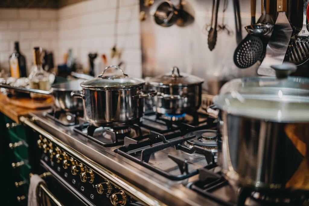 The 3 Essential Nontoxic Cookware Pieces for A Safe and Healthy Kitchen -  Happy Healthy Mama